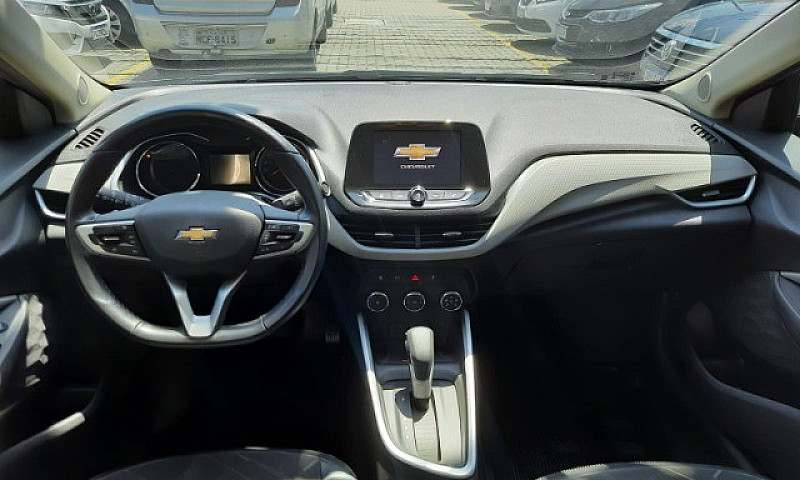 Chevrolet Onix Plus ...