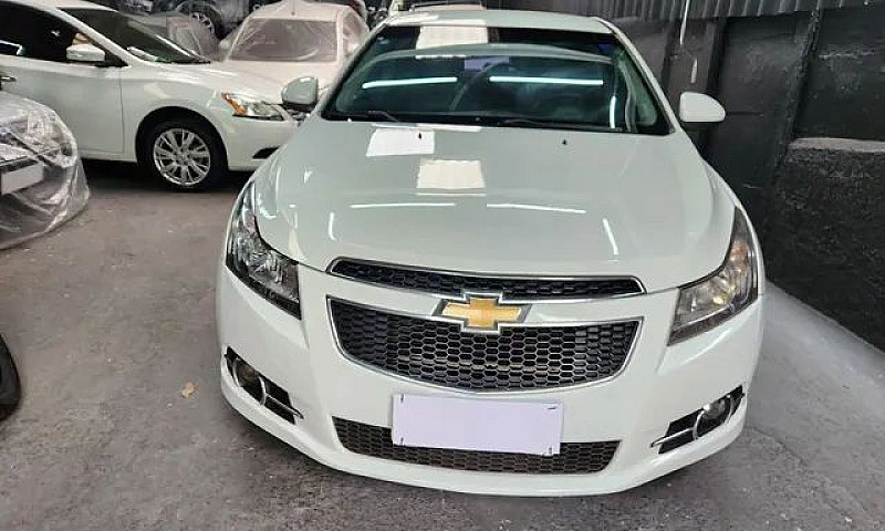 Cruze Hacth Automati...