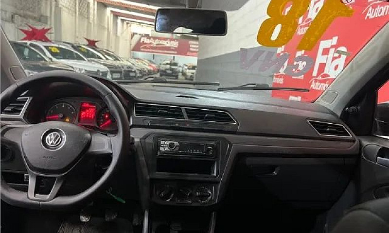 Volkswagen Voyage 1....