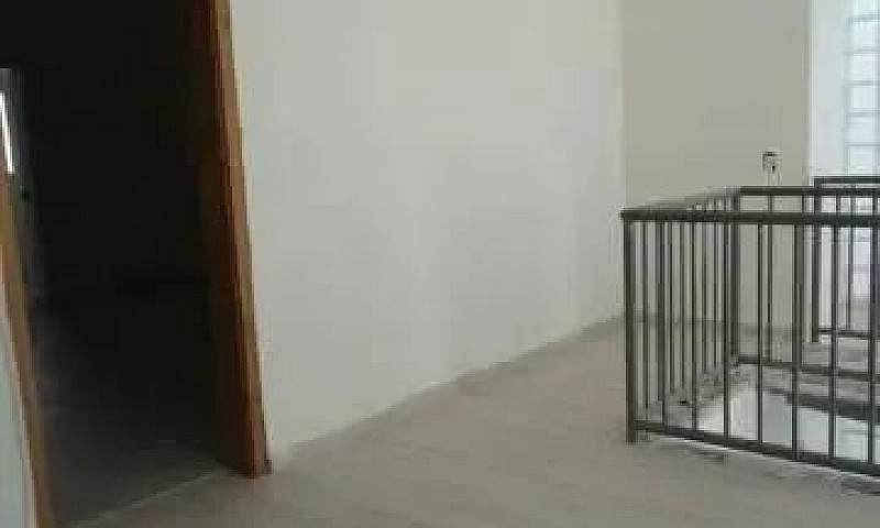 Venda | Casa Com 305...