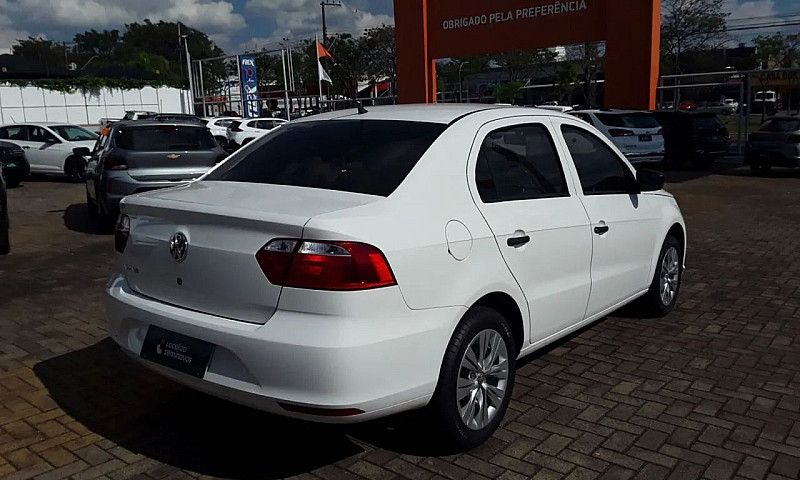 Volkswagen Voyage 1....