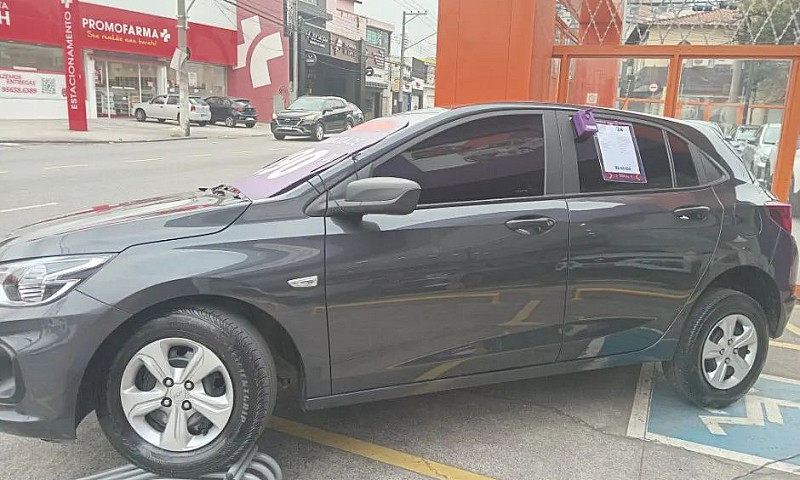 Chevrolet Onix Hatch...