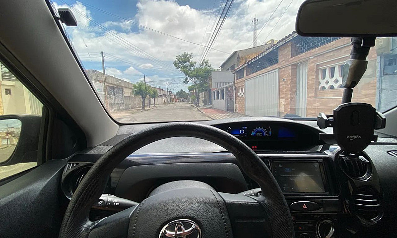Toyota Etios X 1.3 F...