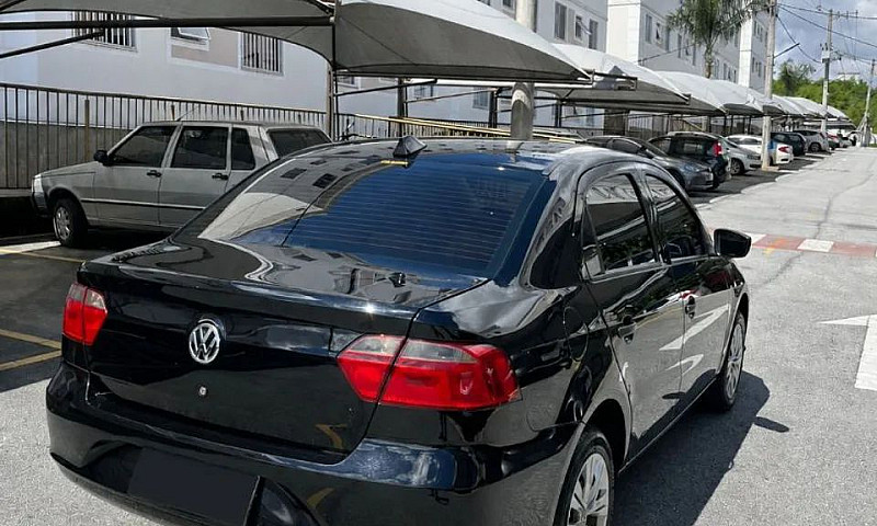 Volkswagen Voyage 1....