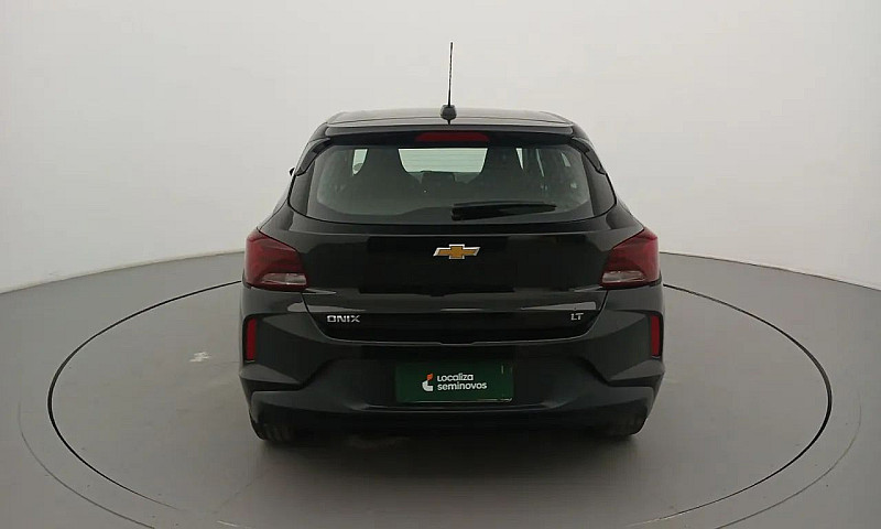 Chevrolet Onix Hatch...