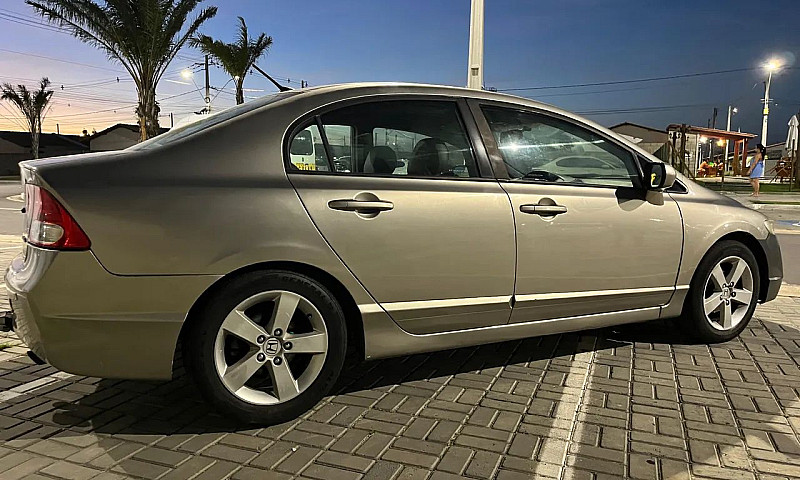 Honda Civic Sedan Lx...