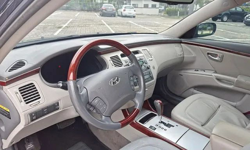 Hyundai Azera Gls 3....