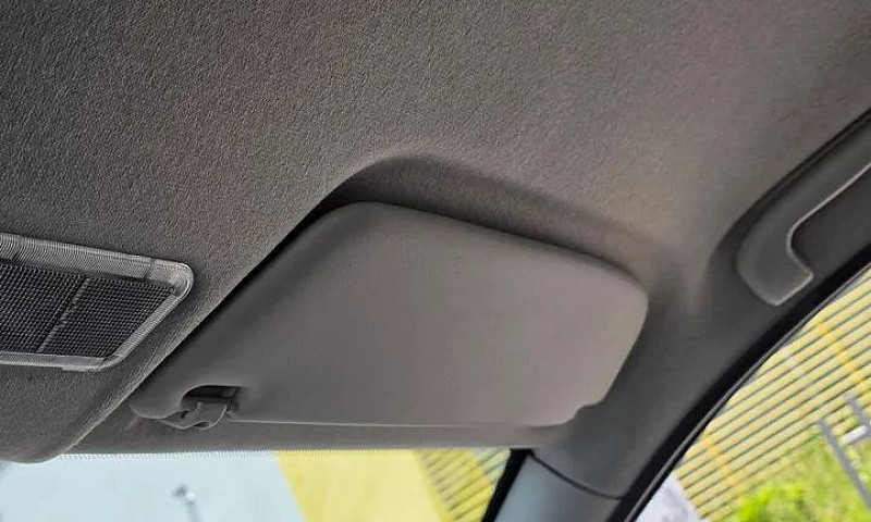 Chevrolet Corsa Hat....