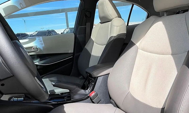 Toyota Corolla Altis...