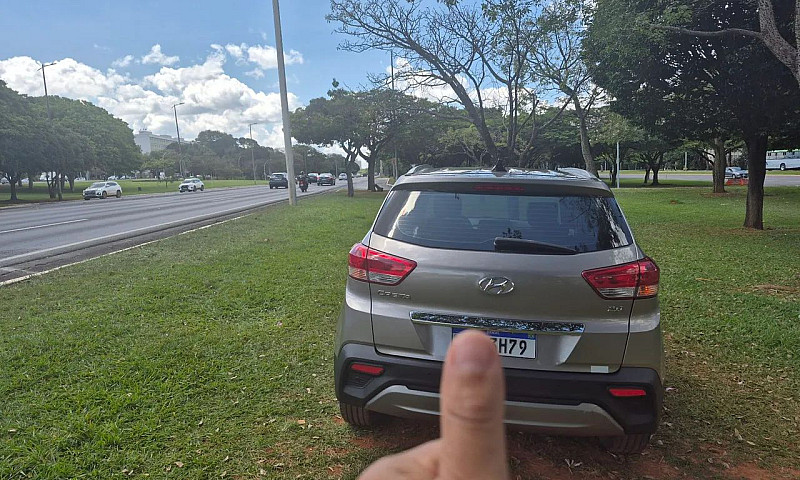 Hyundai Creta Presti...