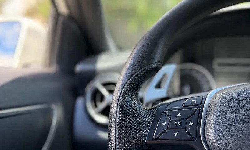 Mercedes-Benz Classe...