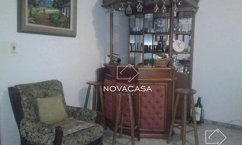 Casa Com 4 Dormitóri...