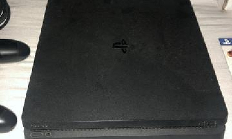 Ps4 Slim...