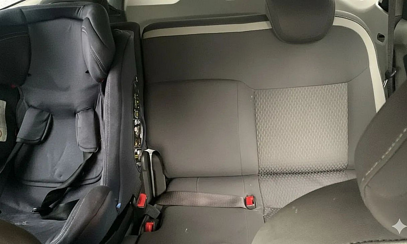 Chevrolet Spin Advan...