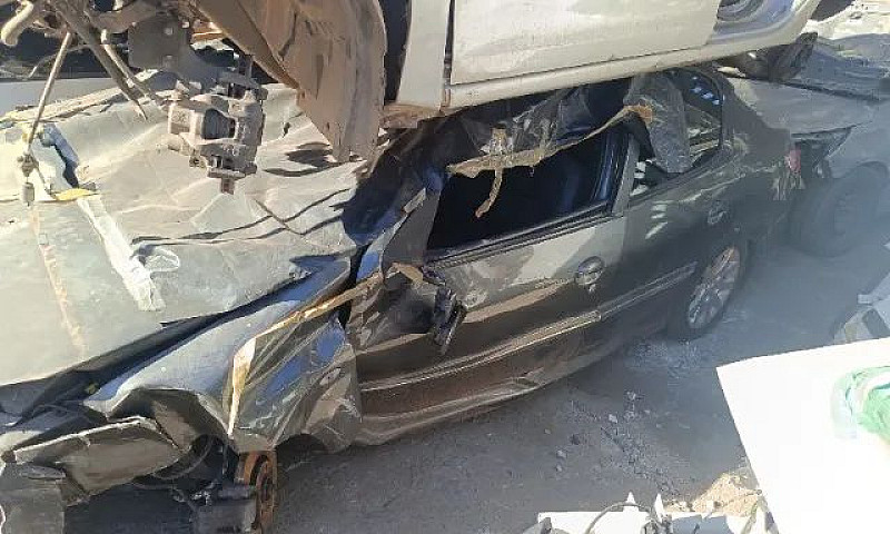 Peugeot 207 Sedan Pa...