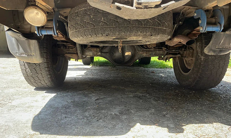 Mitsubishi L200 Trit...