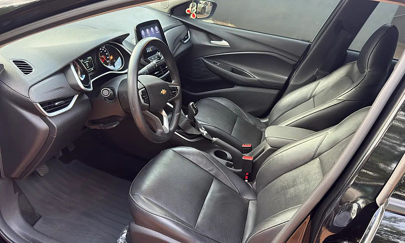 Chevrolet Onix Hatch...