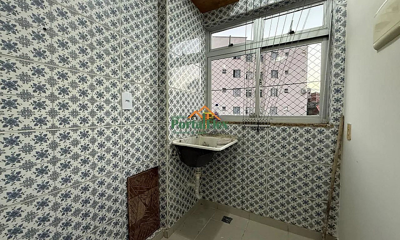 Apartamento À Locaçã...