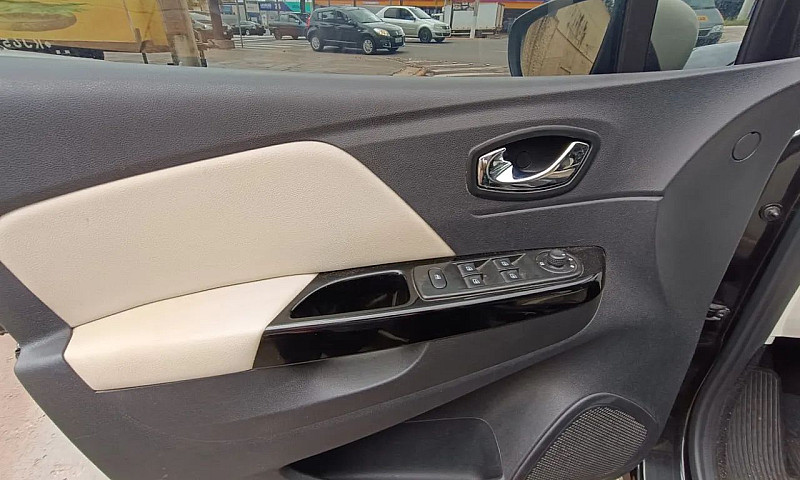 Renault Captur Inten...