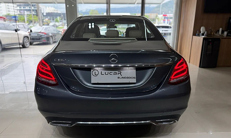 Mercedes-Benz C-180 ...