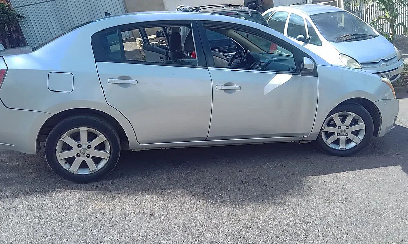 Nissan Sentra S 2.0/...