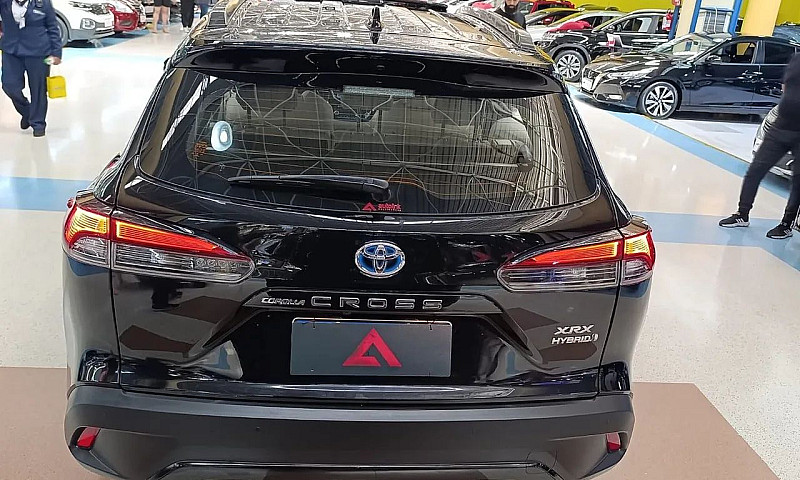 Toyota Corolla Cross...