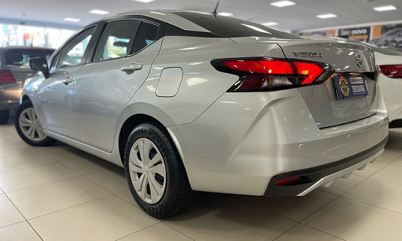 Versa Sense 1.6 2022...