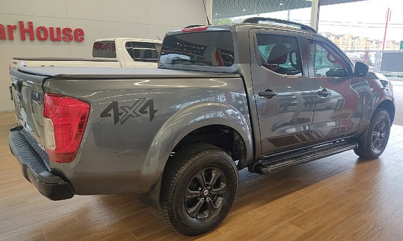 Nissan Frontier 2.3 ...