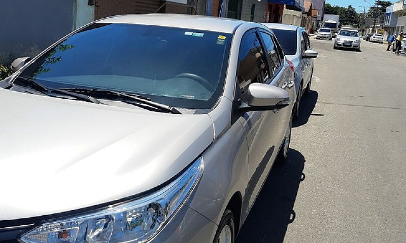 Vendo Toyota Yaris X...