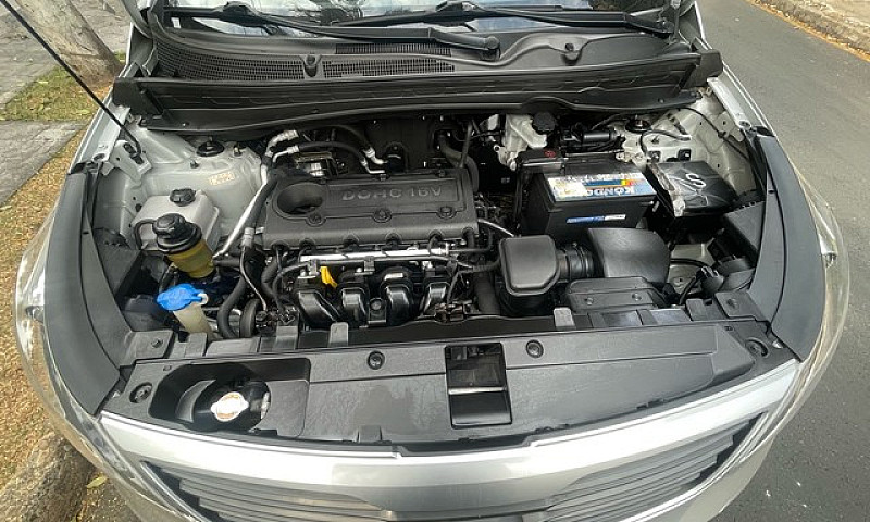 Kia Sportage Lx 2011...