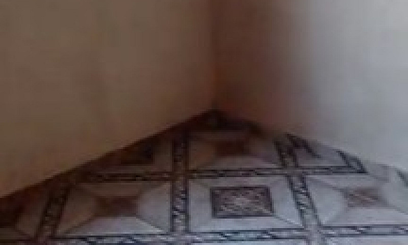 Casa Com 2 Quartos ...
