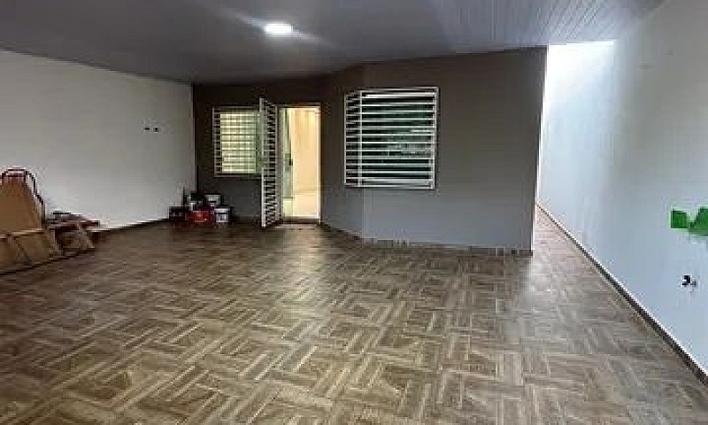 Vendo Uma Casa No Co...