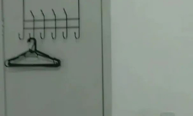 Quarto Individual Em...