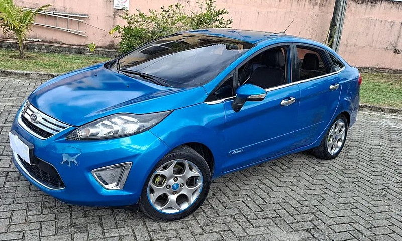 Ford Fiesta Se 1.6 1...