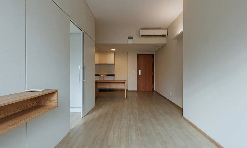 Apartamento Semimobi...