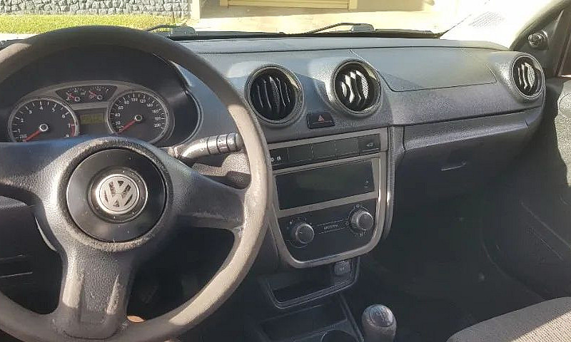 Volkswagen Voyage 1....