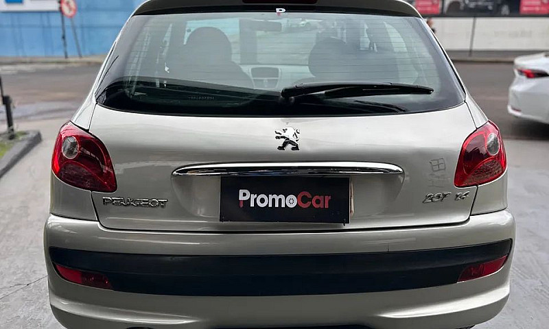 Peugeot 207 Xr 1.4 F...