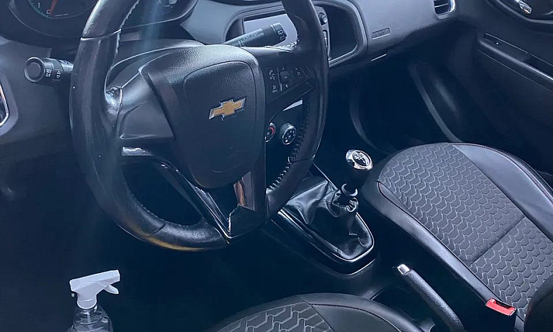 Chevrolet Onix Hatch...