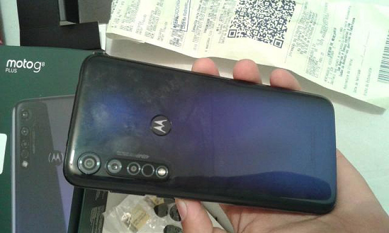 Moto G8 Plus 64Gb...