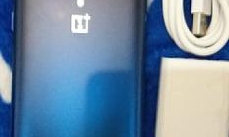 Celular One Plus 7Pr...
