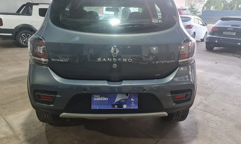 Renault Sandero Step...