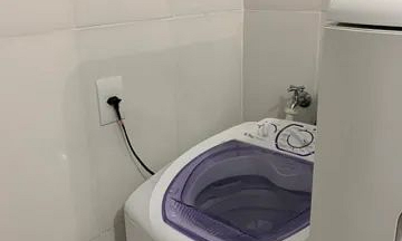 Alugo Kitinete C/ Sa...