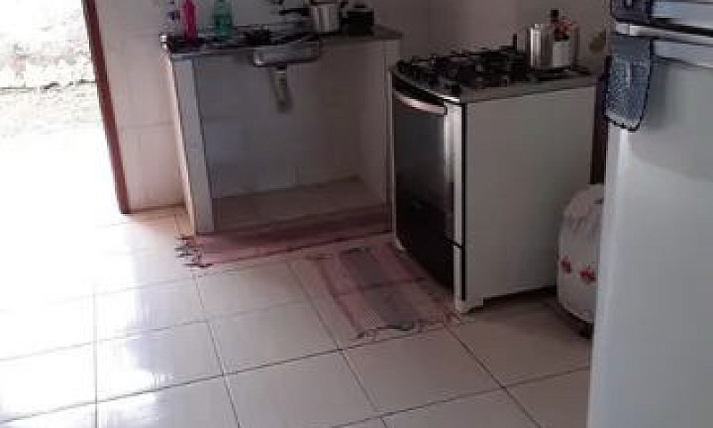 Alugo Casa Com 3 Qua...