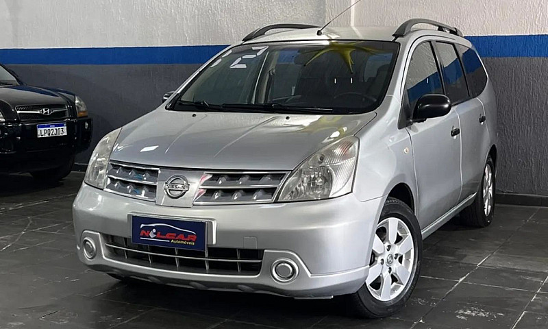 Nissan Grand Livina ...