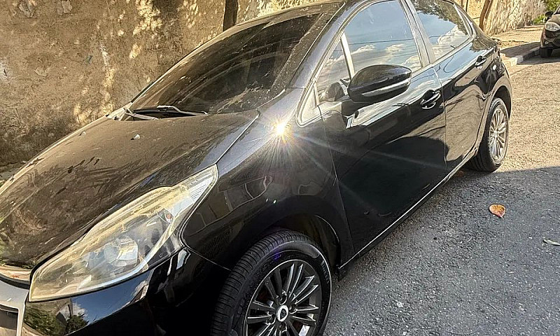 Peugeot 208 Active 1...