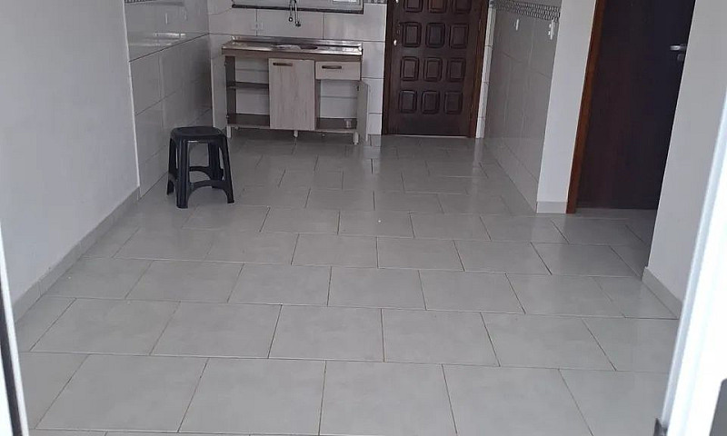 Alugo Casa Mensal...