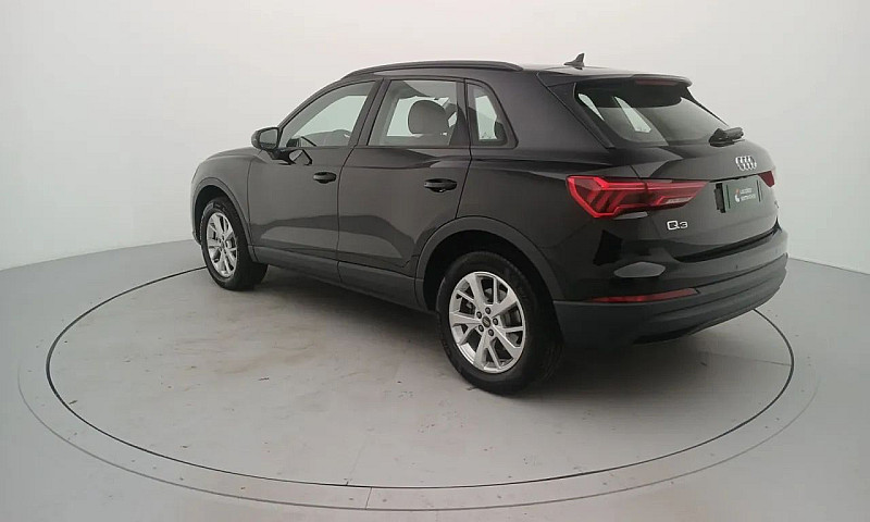 Audi Q3 Prestige 2.0...