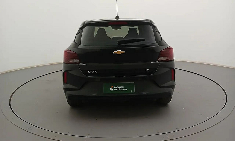 Chevrolet Onix Hatch...