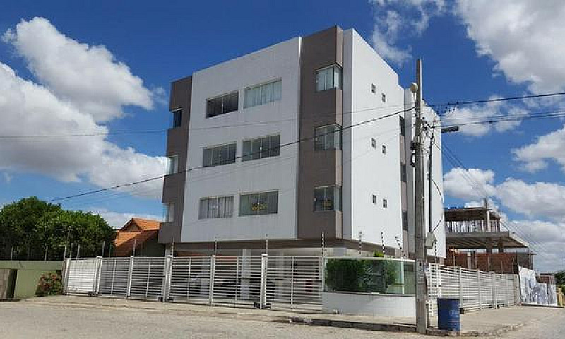 Apartamento De 02 Qu...