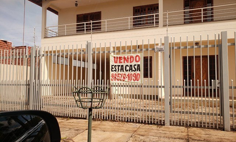 Casa 4 Suítes...